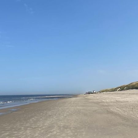 Strandhuisje Daan Dicht Bij Zee En Strand Каллантсог Экстерьер фото