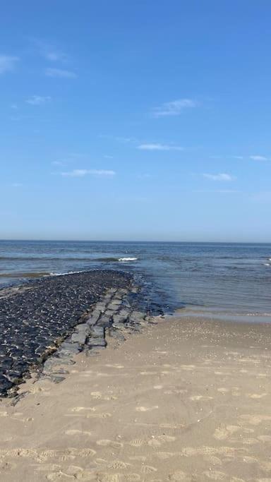 Strandhuisje Daan Dicht Bij Zee En Strand Каллантсог Экстерьер фото