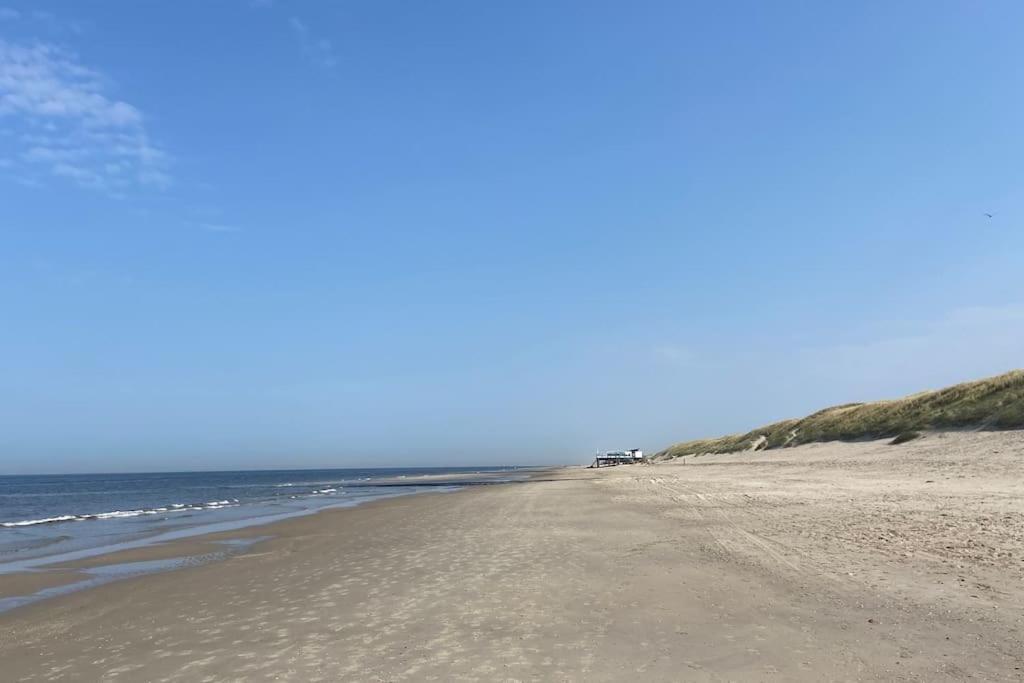 Strandhuisje Daan Dicht Bij Zee En Strand Каллантсог Экстерьер фото